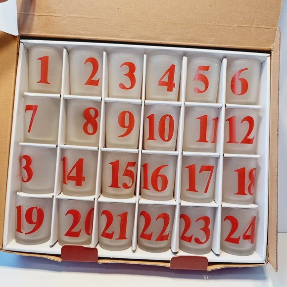 POTTERY BARN Christmas Advent Calendar Votive Set Of 24 Red Numbered Glass inBox - Picture 7 of 13